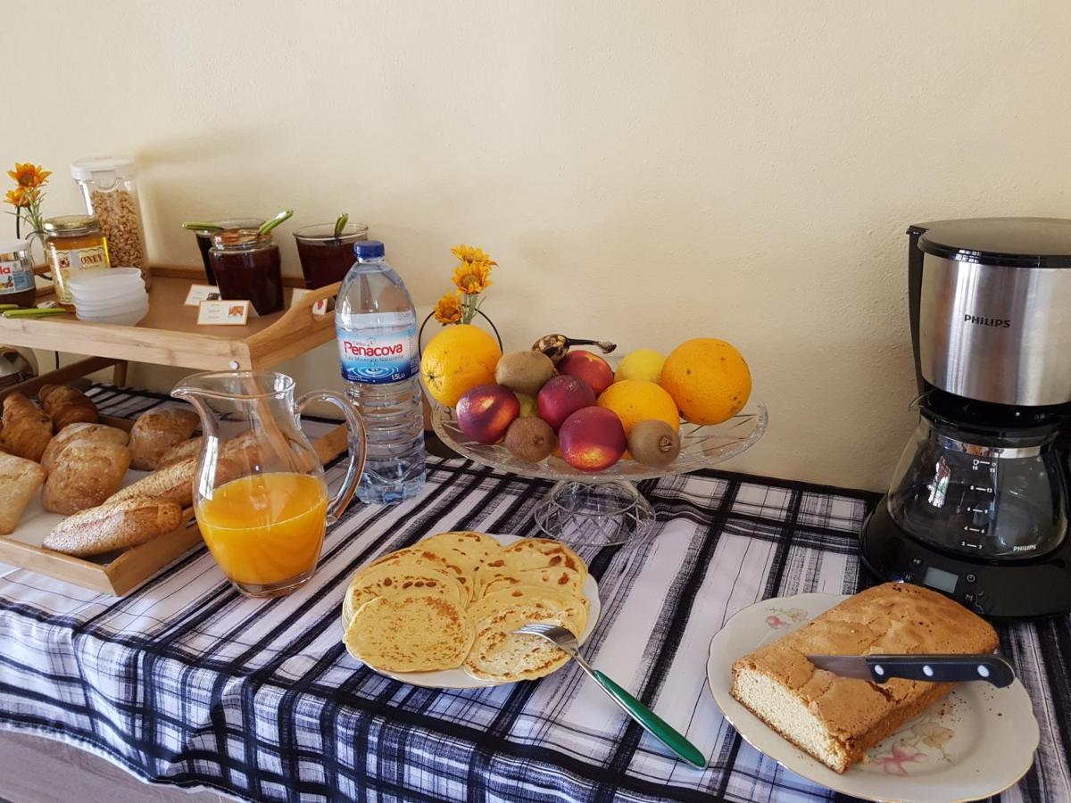 casa oliviera Bed & Breakfast Moncarapacho Luaran gambar